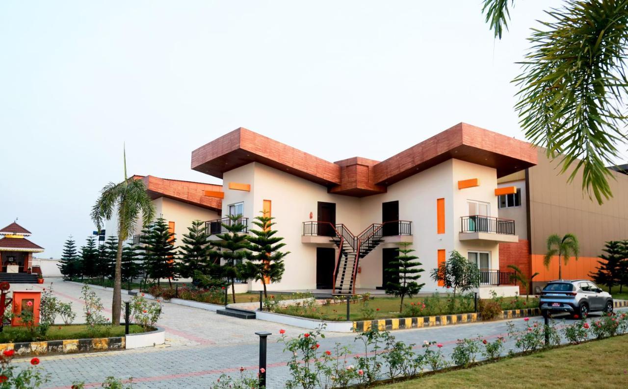 Hotel Mechi Crown Kakarvitta Exterior foto